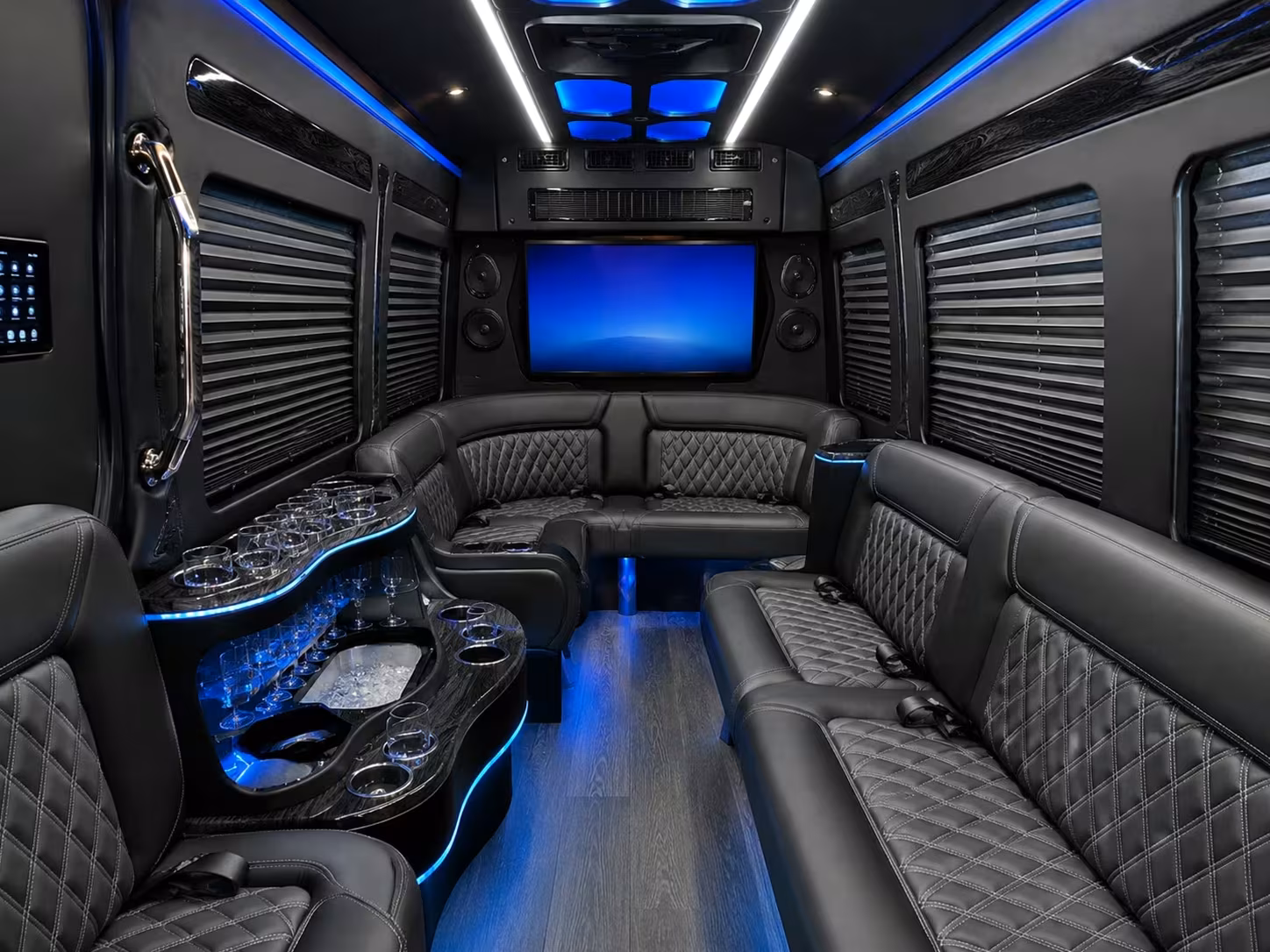 bus rental options for kissimmee trips