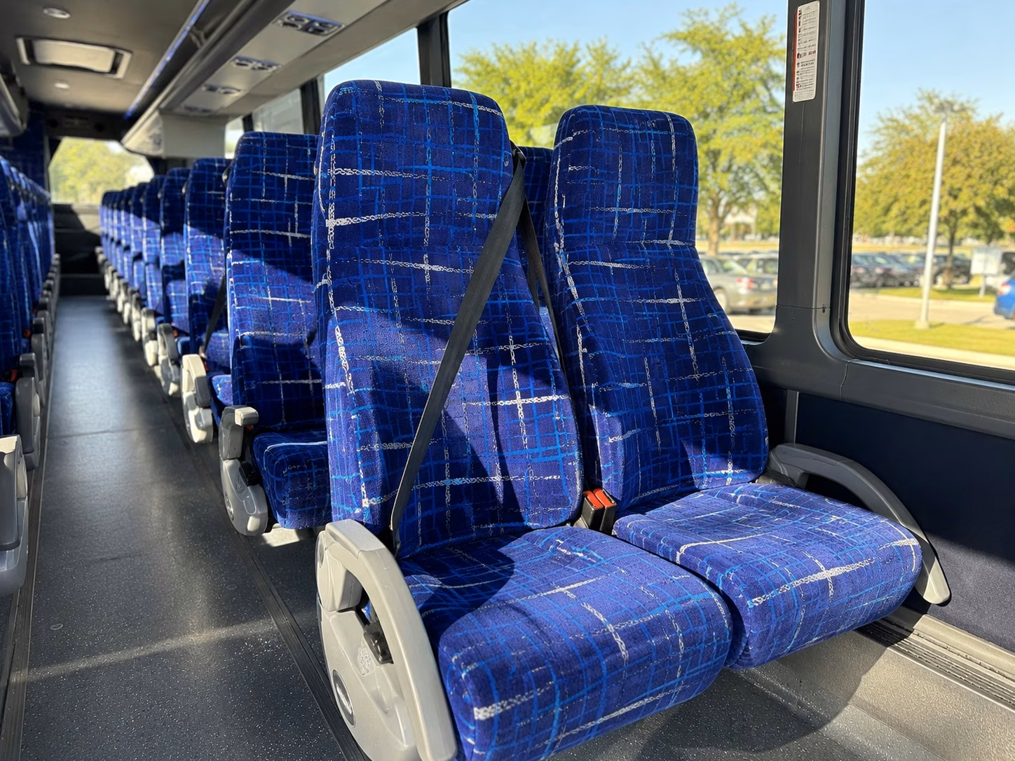 kissimmee prom transportation to gaylord palms and championsgate